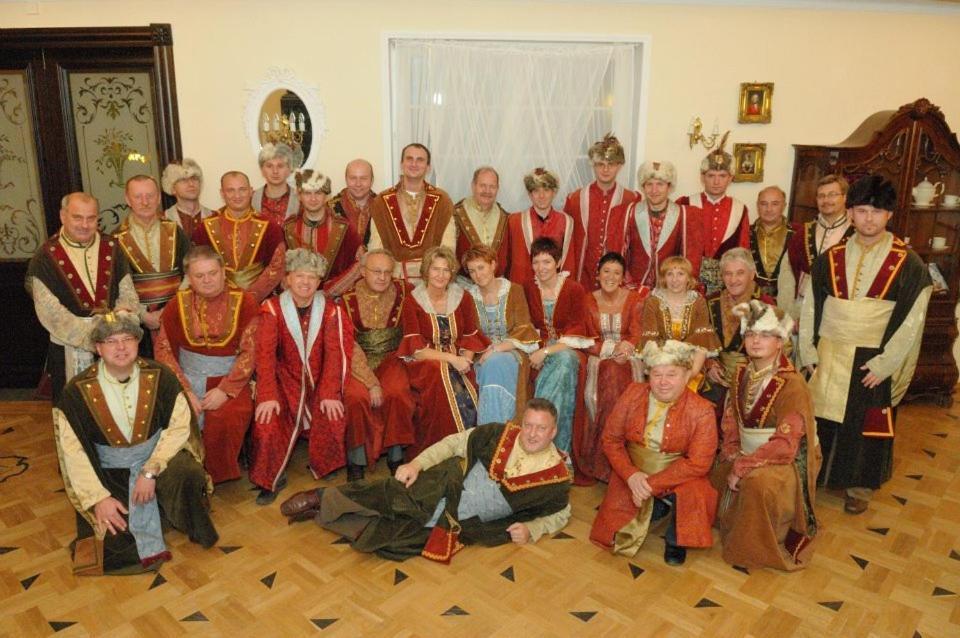 Palac Runowo Руново Крайенске Екстериор снимка